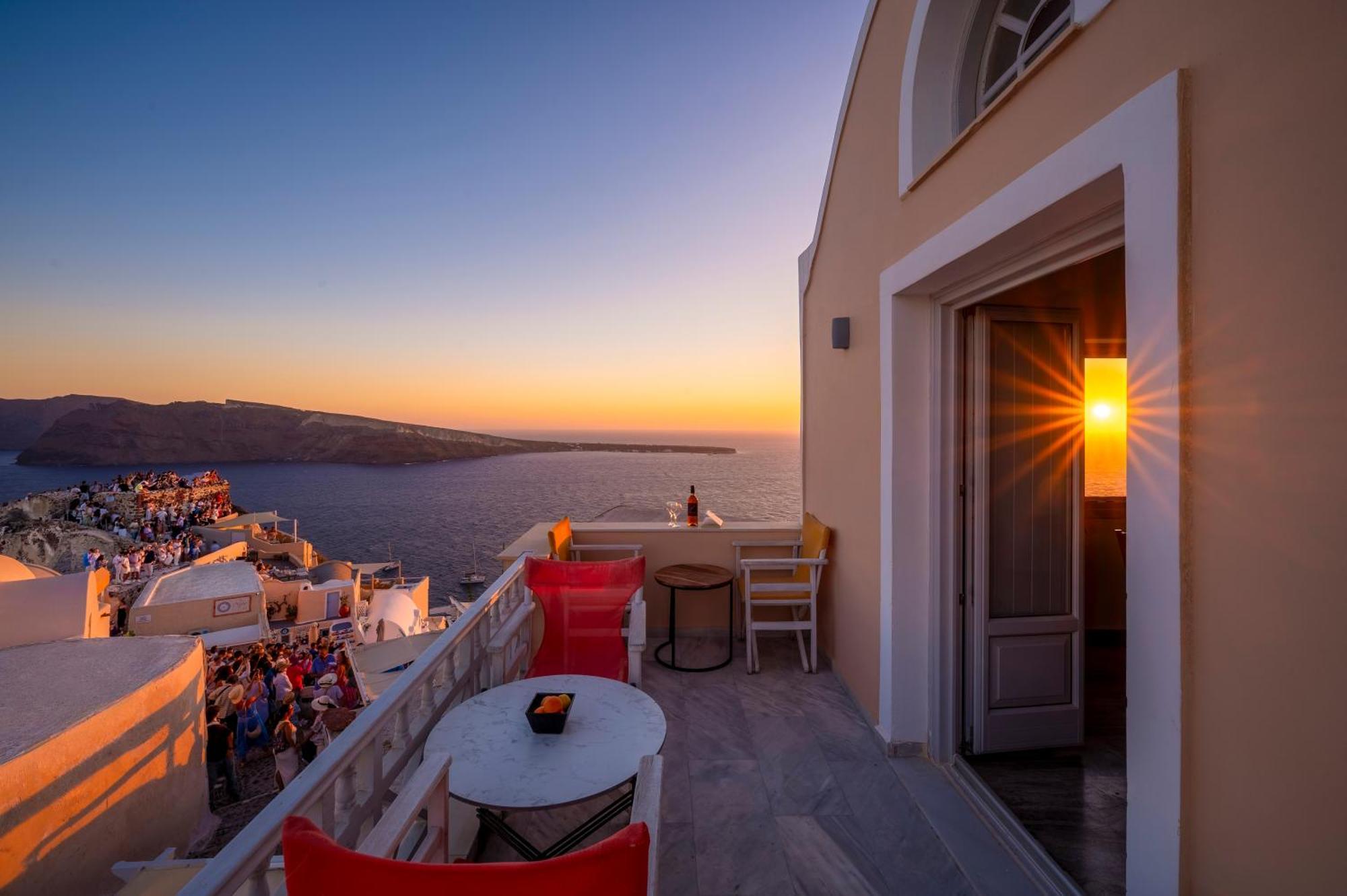 Sole D'Oro Sunset & Caldera View Grand Suite Oia  Extérieur photo